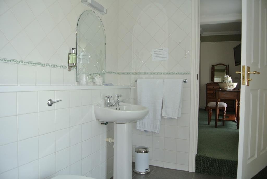 Worgret Manor Hotel Wareham Room photo